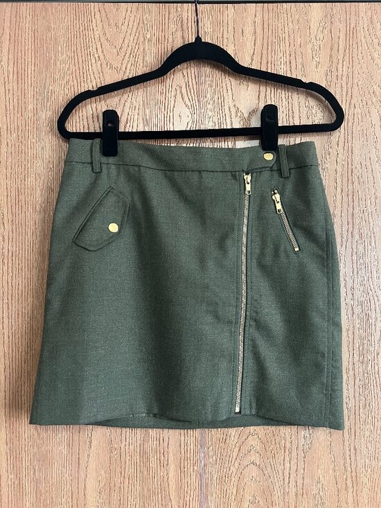 J. Crew Dresses & Skirts - J.Crew Wool Blend Olive Green Mini Skirt Size 4